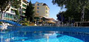 Hotel SILVER (autokarem, 10 dni)