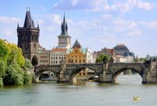 PRAGA (dla grup) PRAGA (dla grup)