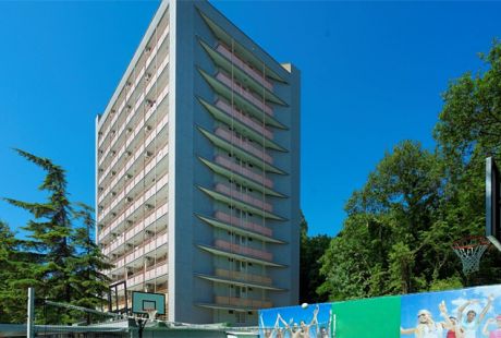 Hotel CAREVEC (12 dni, autokarem) Hotel CAREVEC (12 dni, autokarem)
