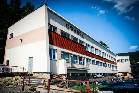Hotel Gwarek - Szampański sylwester w Ustroniu (3 dni) Hotel Gwarek - Szampański sylwester w Ustroniu (3 dni)