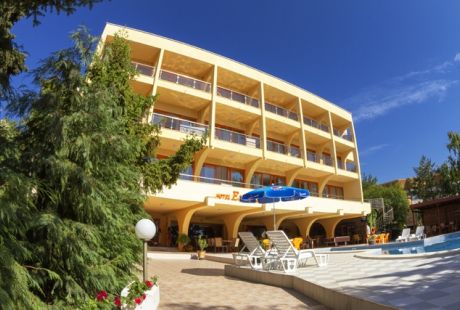 Hotel EXOTICA (autokarowe 10 dni) Hotel EXOTICA (autokarowe 10 dni)
