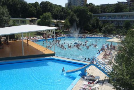 PARK HOTEL RIVA (autokarem, 10 dni) PARK HOTEL RIVA (autokarem, 10 dni)