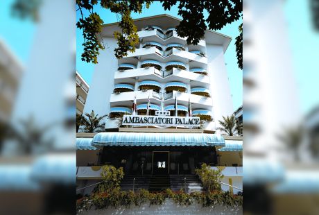 Hotel AMBASCIATORI PALACE